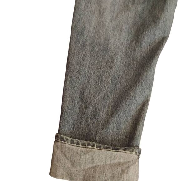 Cosmopolitan Gray Cropped Jeans - Picture 8 of 13